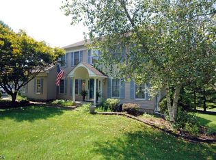 44 Glen Eagles Rd, Washington, NJ 07882