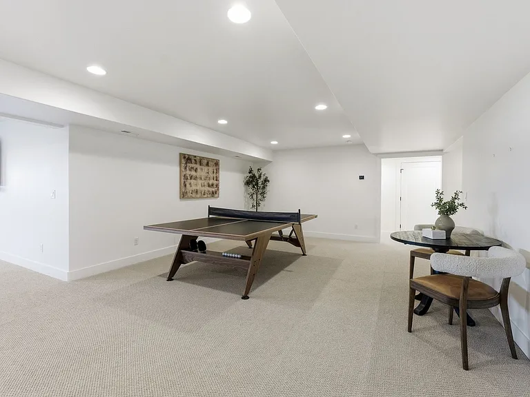 Ping Pong | Entertainment room
