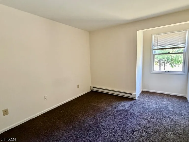7 Oak Ridge Rd — Photo 4