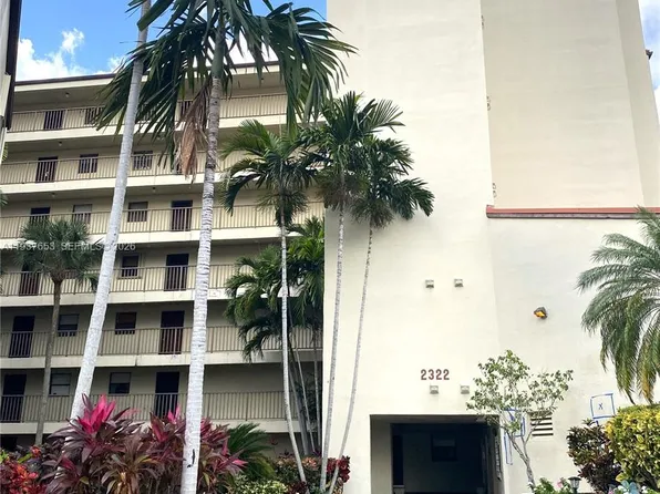 2322 S Cypress Bend Dr APT 711, Pompano Beach, FL 33069