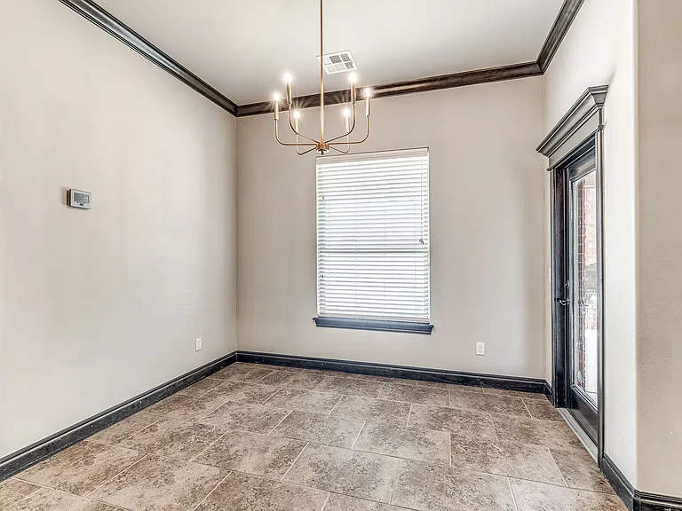 13609 Gentry Dr — Photo 8