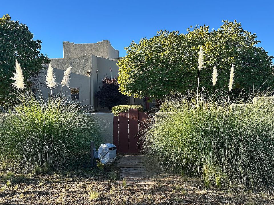 1st image of 9510 N Oak Meadow Ln