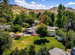 611 N Riverview Dr, Boise, ID 83712