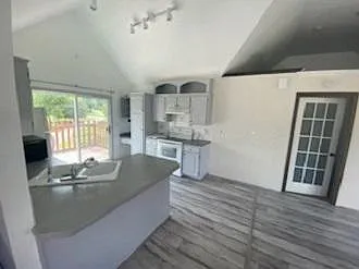 3310 S Fields Rd — Photo 3