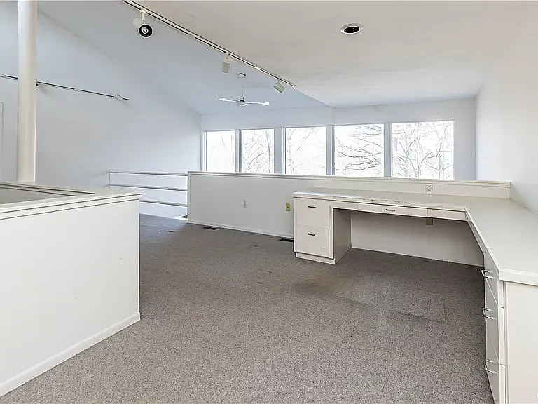 7520 Spectrum Way — Photo 29