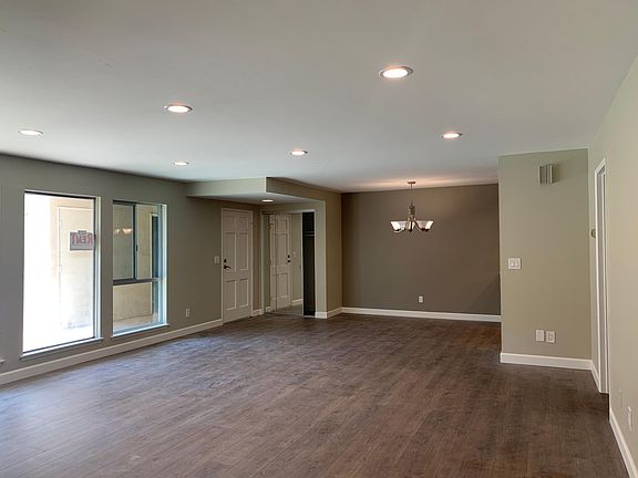 Open eating area adjacent to kitchen and living room.