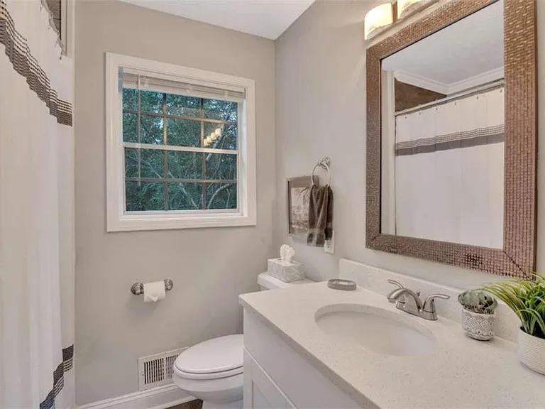 1504 Dupree Rd — Photo 15