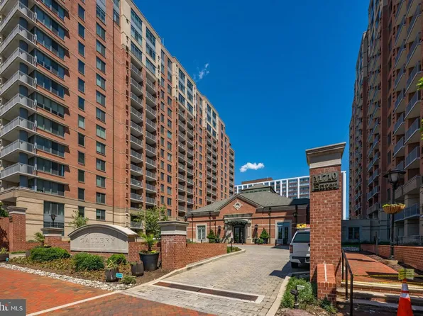 11710 Old Georgetown Rd APT 1108, Rockville, MD 20852