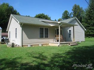 1694 Country Club Rd, Wilkesboro, NC 28697