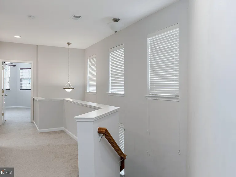 13960 Greendale Dr — Photo 6