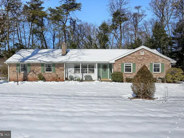 131 Timber Rd, Mount Gretna, PA 17064
