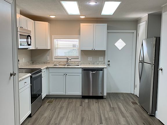 5th image of 4449 Round Table Ct Lot 446