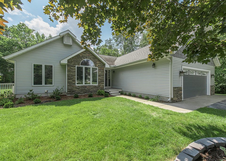 1st image of 2988 E Oakhaven Ct