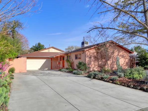 1000 Cypress Ln, Davis, CA 95616