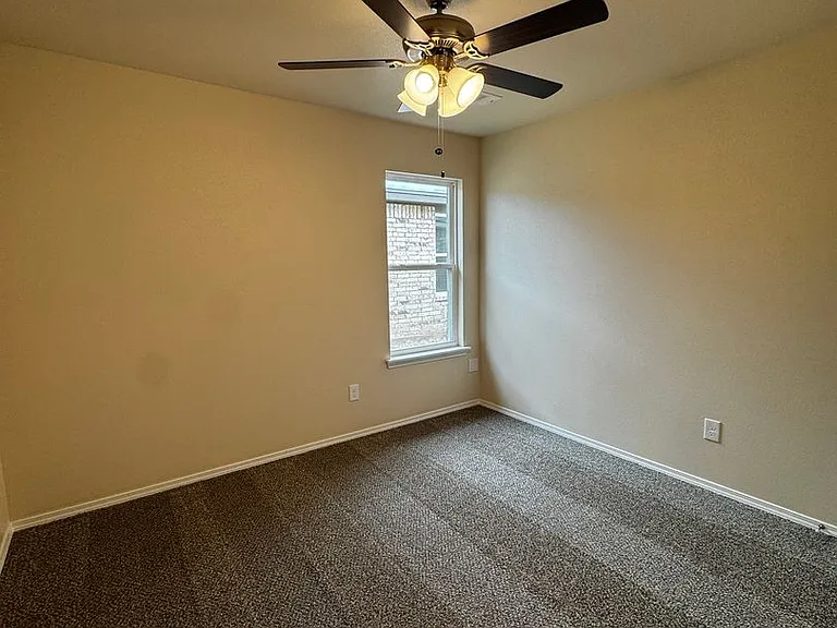 4203 Sunset St — Photo 12