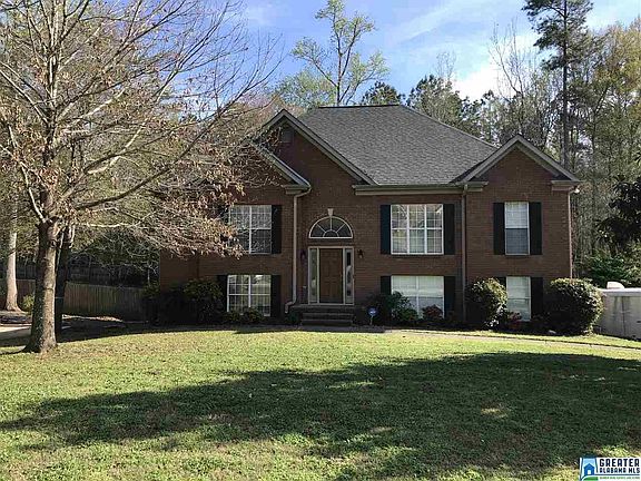 2nd image of 165 Wisteria Dr