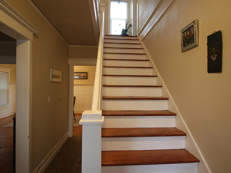 1407 S 9th St — Photo 3