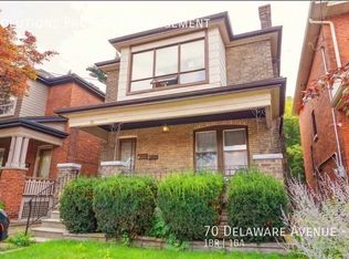 70 Delaware Ave #1, Hamilton, ON L8M 1T7