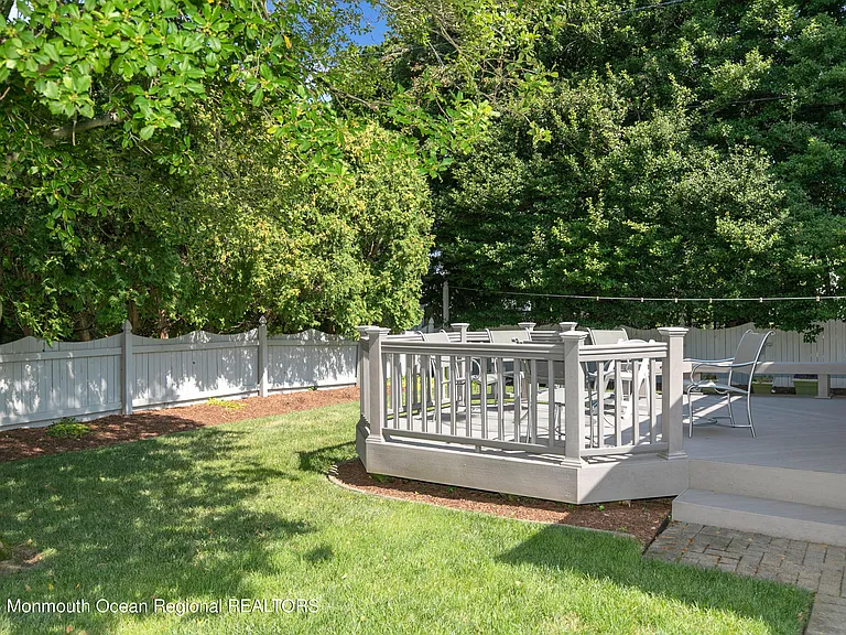 203 Washington Blvd — Photo 5