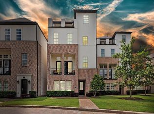 2028 Fannin Sta S, Houston, TX 77045