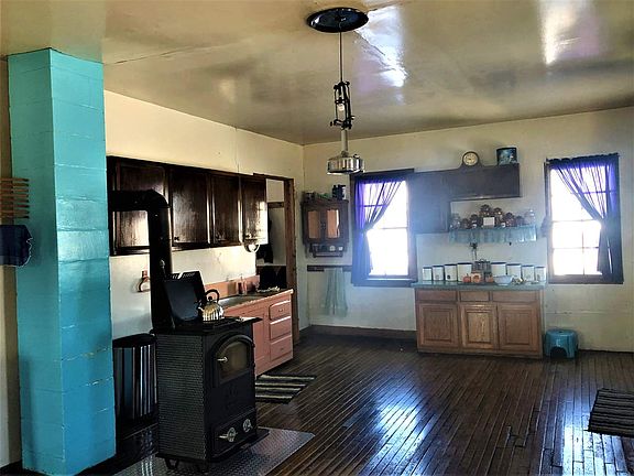2nd image of W8492 Apple Ave