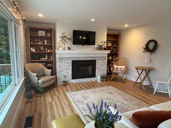 3rd image of 4502 E Bay Dr NW #A