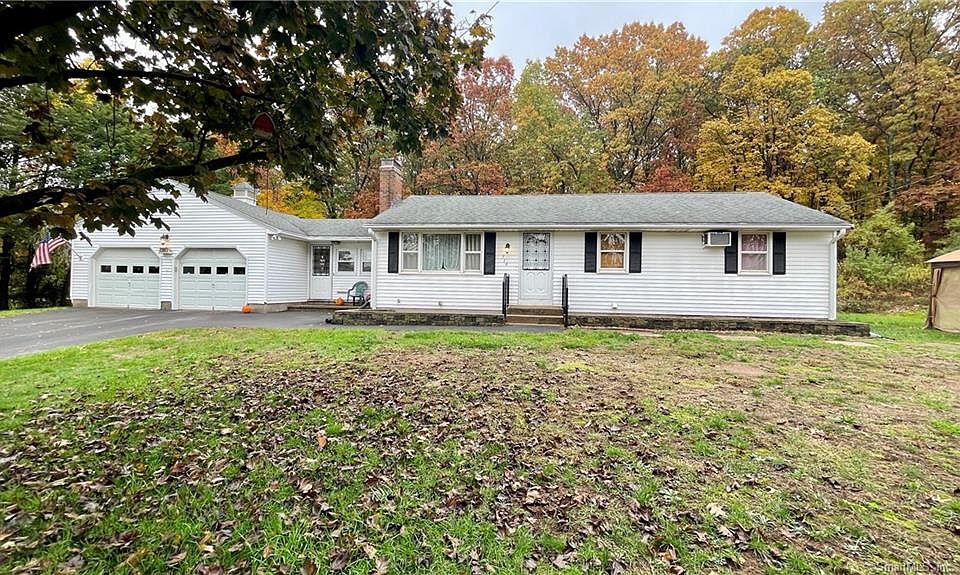 2nd image of 319 Scantic Rd