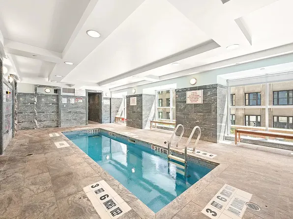 425 5th Avenue image 8 of 11