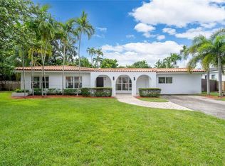 7270 SW 60th St, Miami, FL 33143