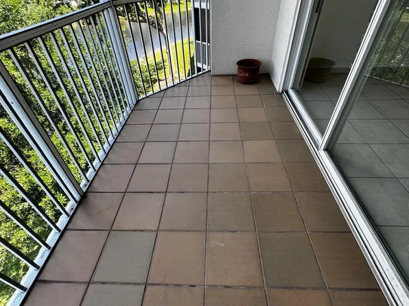 7763 Southampton Terrace #405, Tamarac, FL 33321