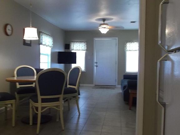 3rd image of 187 Oak St #A