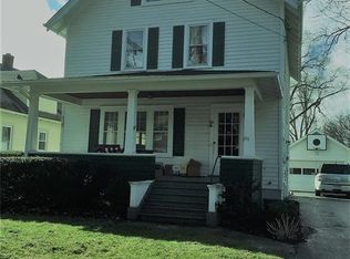31 N Willow St, East Aurora, NY 14052