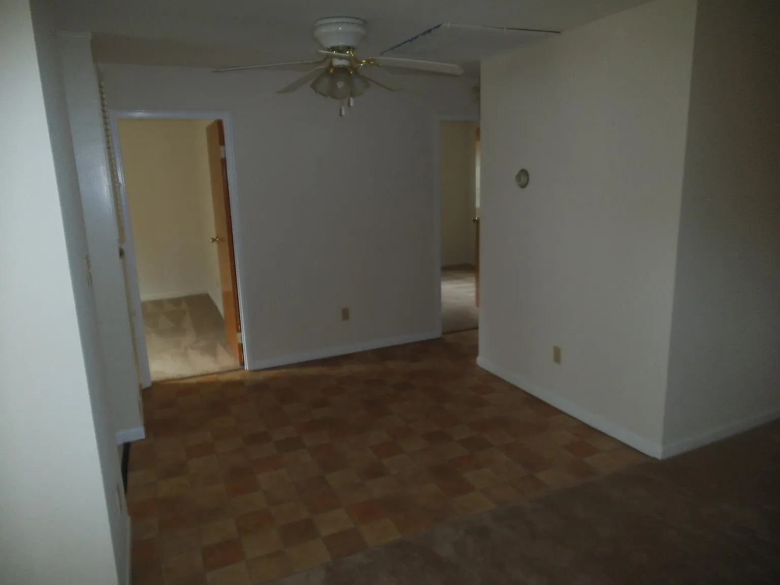 Sherlock Tower Apartments — Photo 3