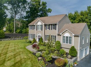 6 Cronin Brook Way, Millbury, MA 01527