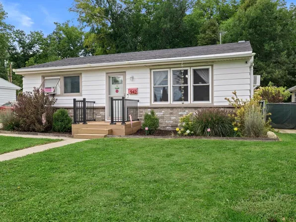 942 Carey STREET, Lake Geneva, WI 53147