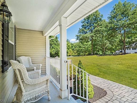 2nd image of 1 Beresford Pl
