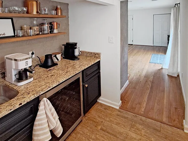 1904 Taylor Ave — Photo 19