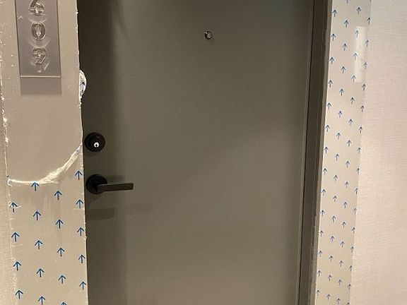 2nd image of 2033 Kennedy Rd