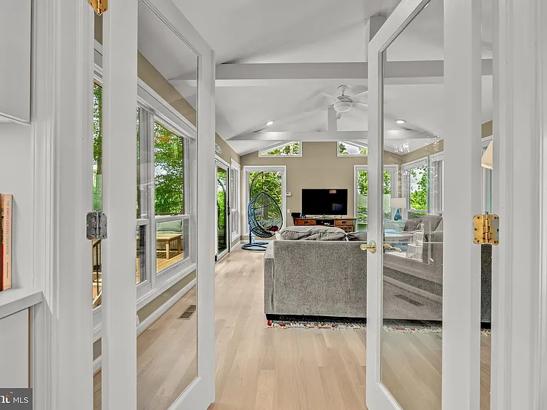 6706 Pine Creek Ct — Photo 13