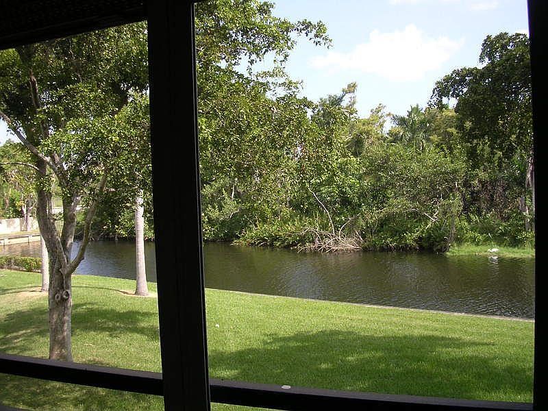 1st image of 101 Royal Park Dr APT 2B
