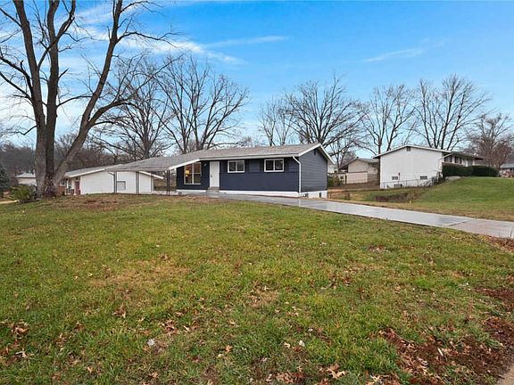 3rd image of 4540 Burncoate Dr