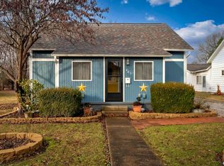 403 S Rains St, West Frankfort, IL 62896