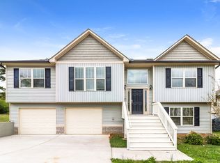 202 Comet Ct, Dallas, GA 30157