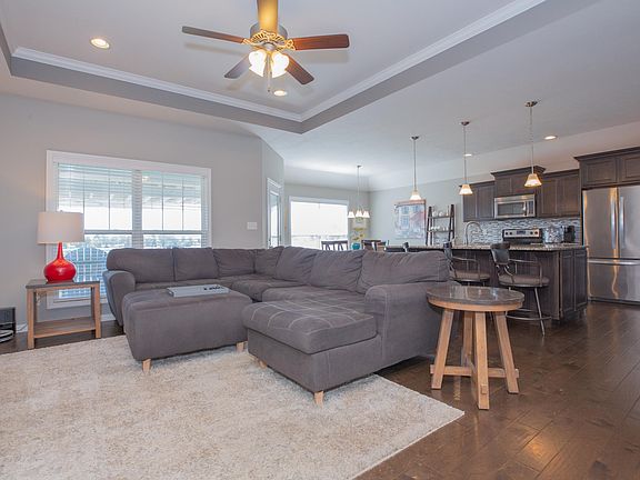 2nd image of 3133 Helmsford Ct