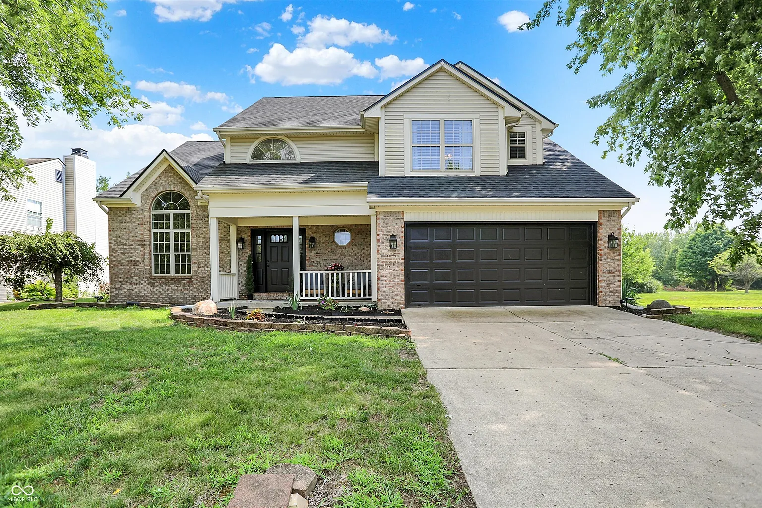 7589 Fox Tail Cir photo 1