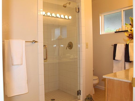 Private Master Bathroom 1 of 3