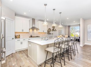 21 Midsummer Dr, West Chester, PA 19382