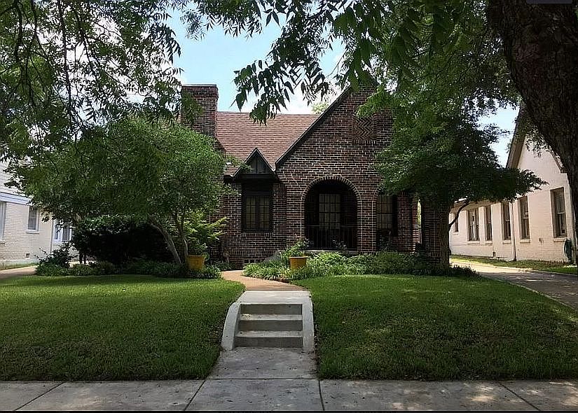 1st image of 2737 Willing Ave
