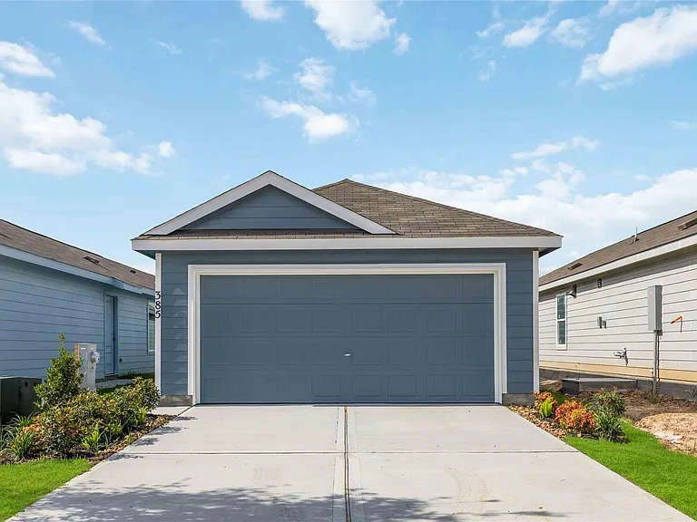 385 Lucia Way — Photo 1