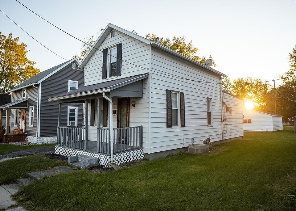1st image of 1125 Willard St